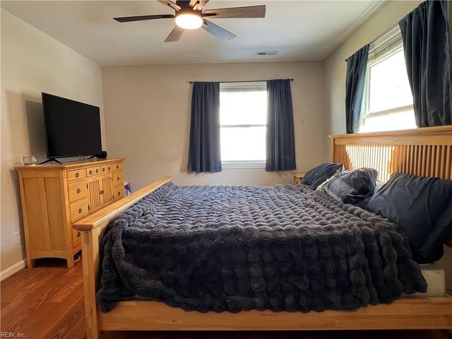 2233 Paris ST, Virginia Beach, VA 23454