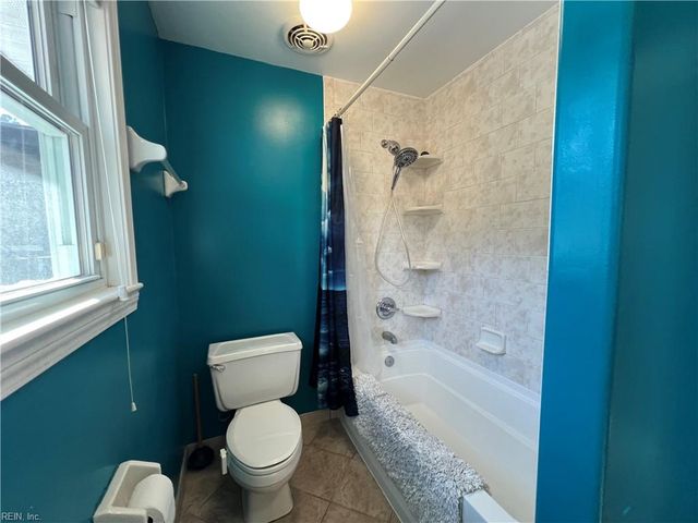 2233 Paris ST, Virginia Beach, VA 23454