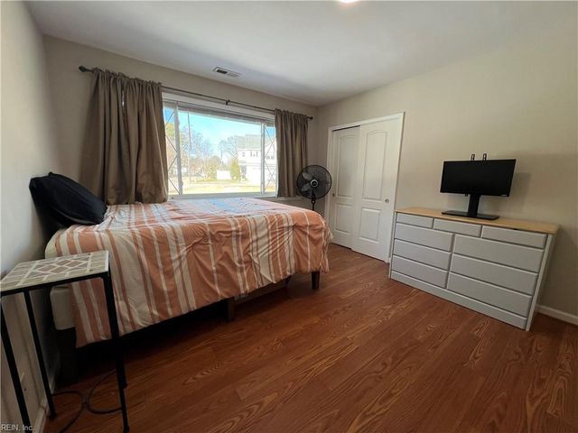 2233 Paris ST, Virginia Beach, VA 23454