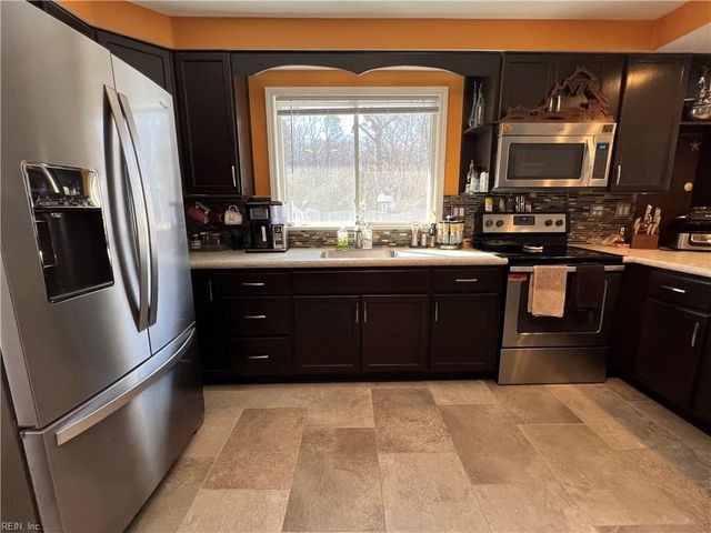 2233 Paris ST, Virginia Beach, VA 23454