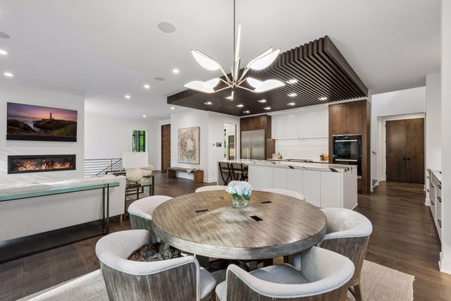 6701 Cheyenne Trail, Edina, MN 55439