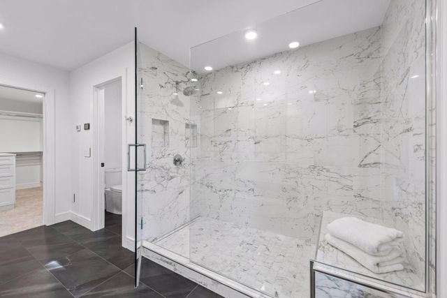 6701 Cheyenne Trail, Edina, MN 55439