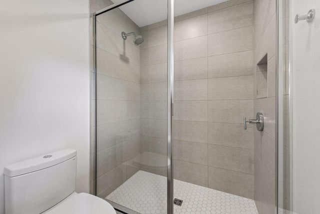 6701 Cheyenne Trail, Edina, MN 55439