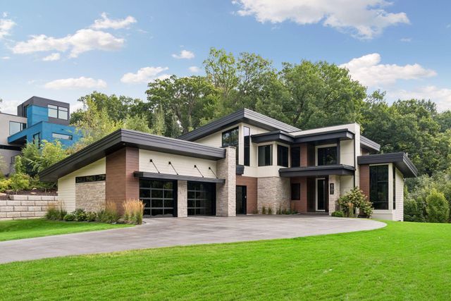 6701 Cheyenne Trail, Edina, MN 55439