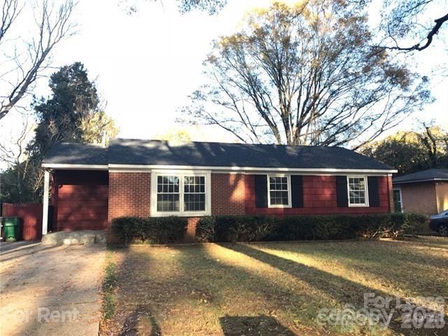 5027 Baylor Drive, Charlotte, NC 28210