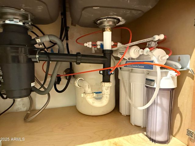 1718 E GAYLON Drive, Tempe, AZ 85282