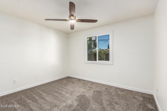 1718 E GAYLON Drive, Tempe, AZ 85282