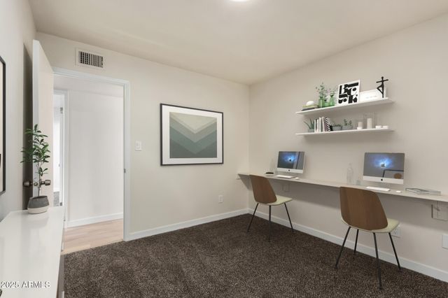 1718 E GAYLON Drive, Tempe, AZ 85282