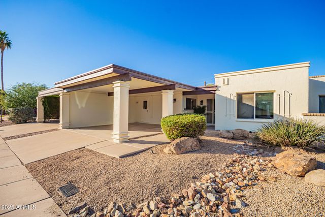 1718 E GAYLON Drive, Tempe, AZ 85282