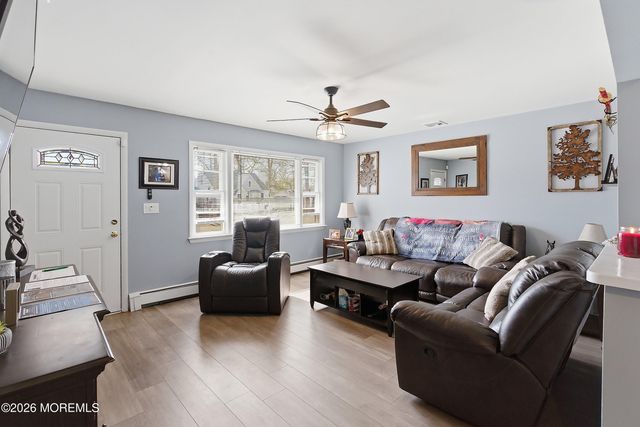 240 Wainwright Street, Forked River, NJ 08731