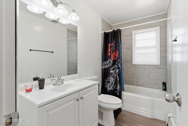 240 Wainwright Street, Forked River, NJ 08731