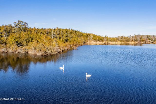 240 Wainwright Street, Forked River, NJ 08731