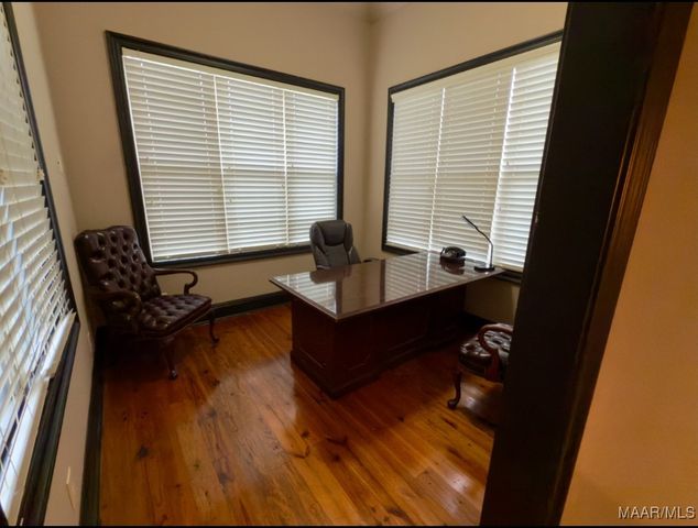 84 ELKMONT Way, Wetumpka, AL 36093