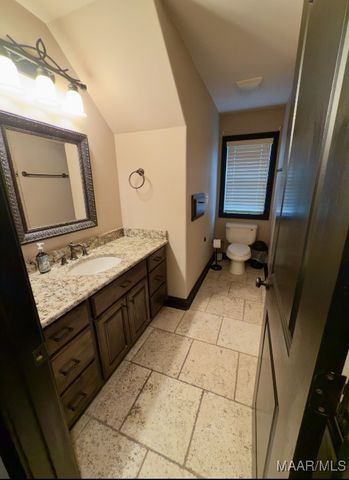 84 ELKMONT Way, Wetumpka, AL 36093