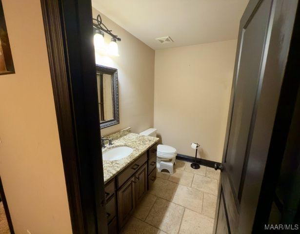 84 ELKMONT Way, Wetumpka, AL 36093