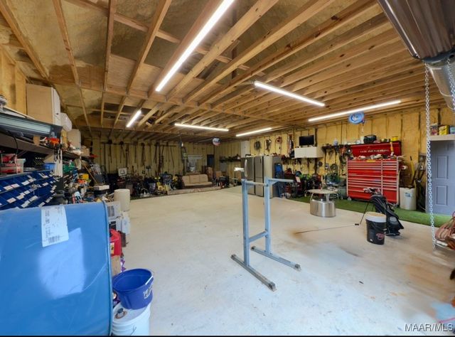 84 ELKMONT Way, Wetumpka, AL 36093