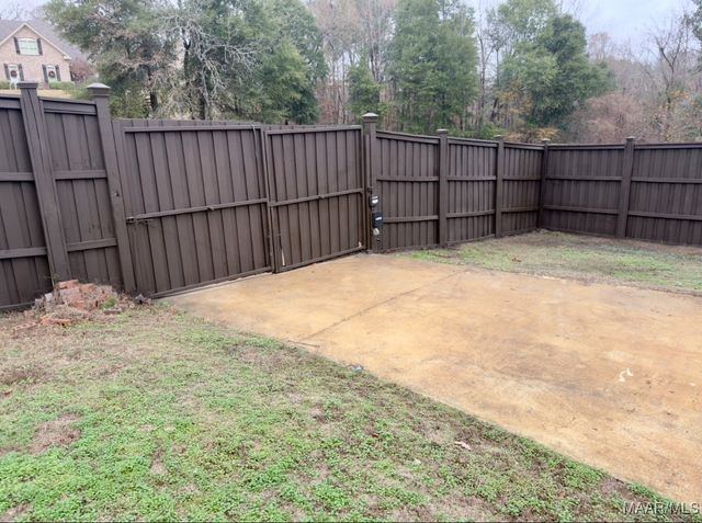 84 ELKMONT Way, Wetumpka, AL 36093