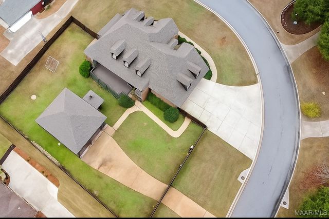 84 ELKMONT Way, Wetumpka, AL 36093