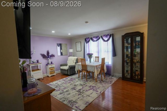 25058 Montebello Drive, Woodhaven, MI 48183