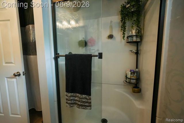 25058 Montebello Drive, Woodhaven, MI 48183