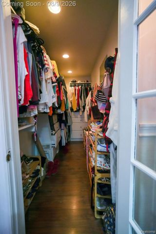 25058 Montebello Drive, Woodhaven, MI 48183