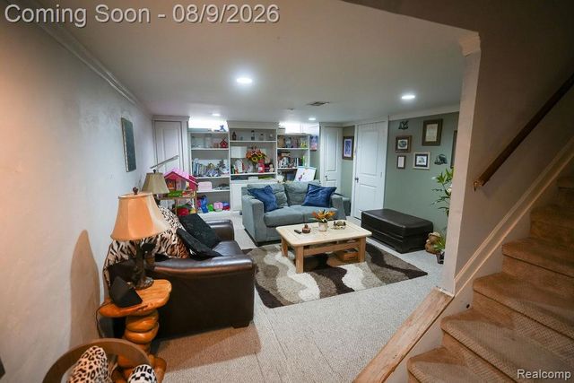 25058 Montebello Drive, Woodhaven, MI 48183
