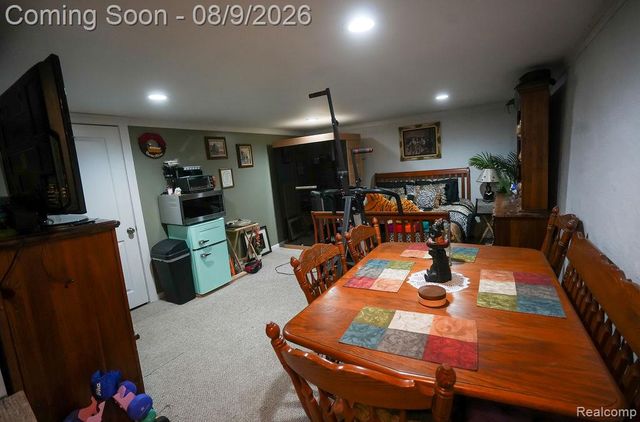 25058 Montebello Drive, Woodhaven, MI 48183