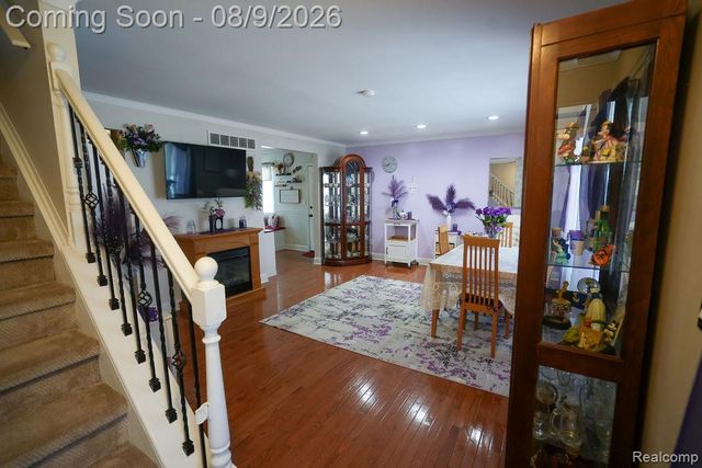 25058 Montebello Drive, Woodhaven, MI 48183