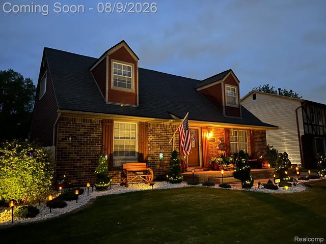 25058 Montebello Drive, Woodhaven, MI 48183