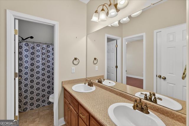 2001 Glen Oaks Drive, Statesboro, GA 30461