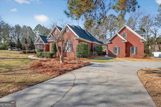 2001 Glen Oaks Drive, Statesboro, GA 30461