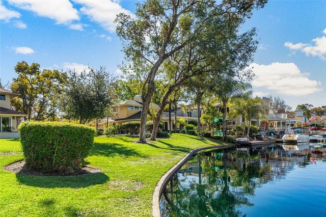 22839 Ridge Route Lane, Lake Forest, CA 92630