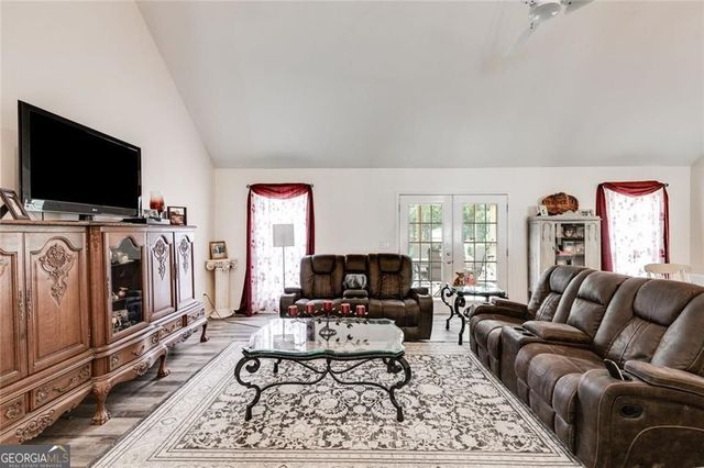 144 Bobs Drive, Mableton, GA 30126