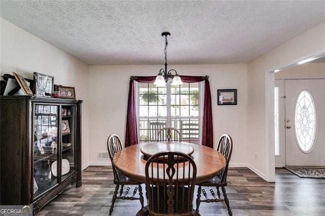 144 Bobs Drive, Mableton, GA 30126