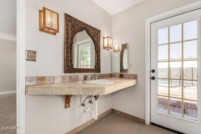 2642 W ONZA Avenue, Mesa, AZ 85202