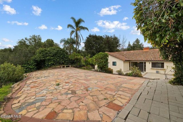 822 Rim Crest Drive, Westlake Village, CA 91361