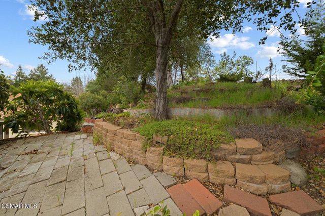 822 Rim Crest Drive, Westlake Village, CA 91361