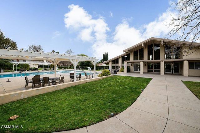 822 Rim Crest Drive, Westlake Village, CA 91361