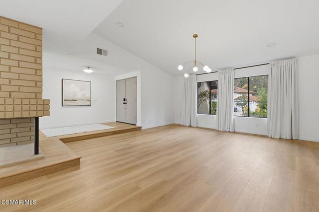 822 Rim Crest Drive, Westlake Village, CA 91361