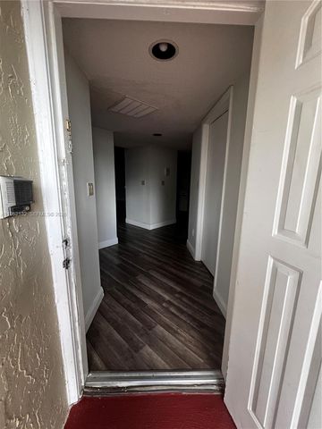 9733 SW 138th Ave IB1R, Miami, FL 33186