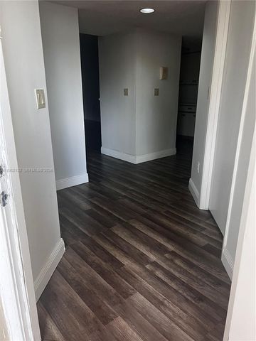 9733 SW 138th Ave IB1R, Miami, FL 33186