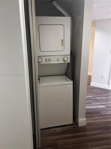 9733 SW 138th Ave IB1R, Miami, FL 33186