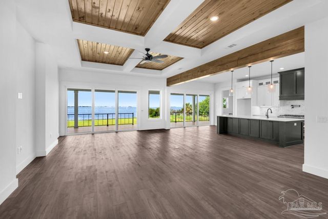 7687 N Shores Dr, Navarre, FL 32566
