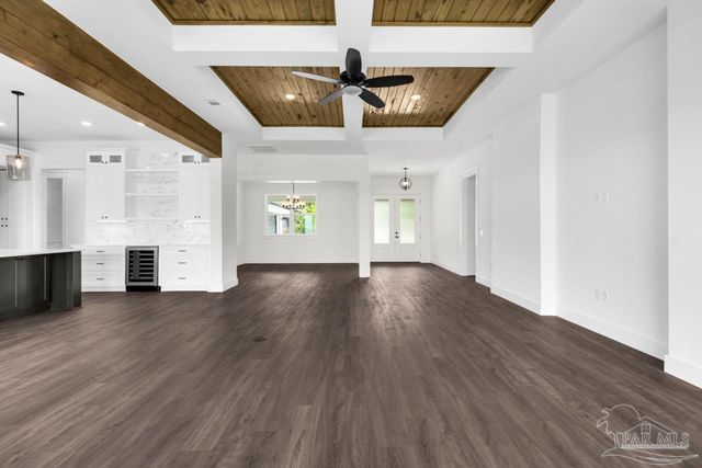7687 N Shores Dr, Navarre, FL 32566