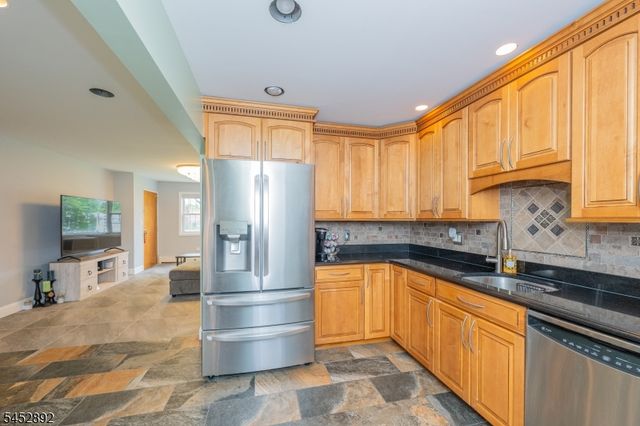 1247 Valley Rd A, Wayne Twp., NJ 07470