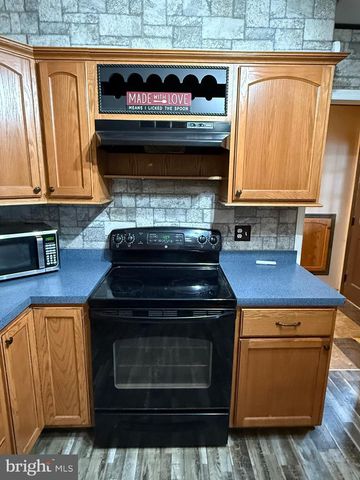 292 MANBECK LN, Mifflintown, PA 17059