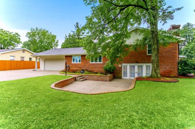 12 Caranza Drive, Evansville, IN 47710