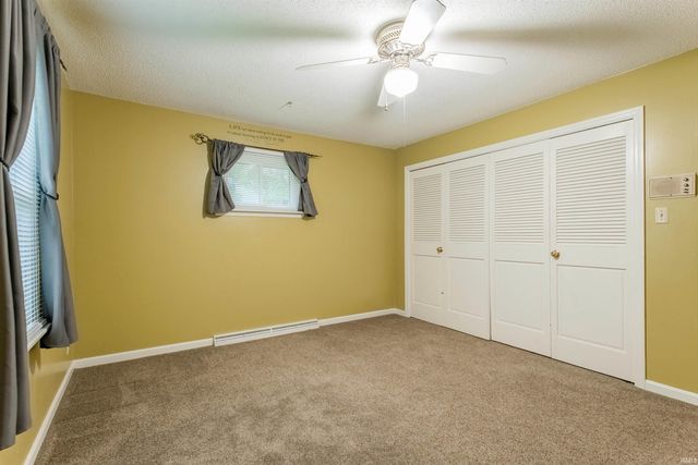 12 Caranza Drive, Evansville, IN 47710