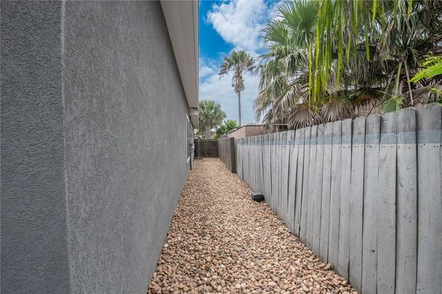 15705 DYNA St, Corpus Christi, TX 78418