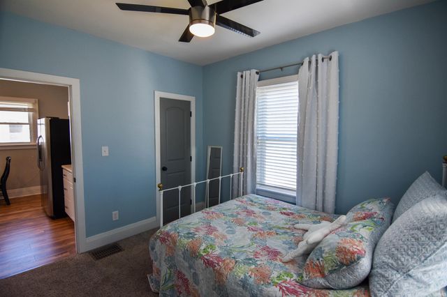 2120 E Blackford Avenue, Evansville, IN 47714